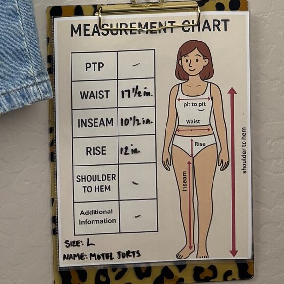 EUC - Motel -  Low Rise Skater Shorts in 80's - Picture 6 of 6